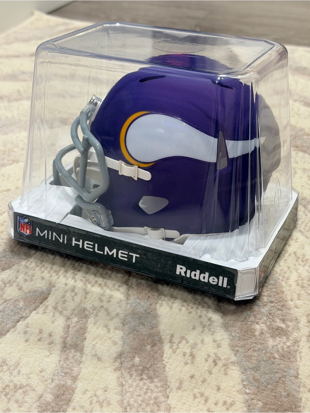 Riddell Minnesota Vikings Purple Mini Helmet